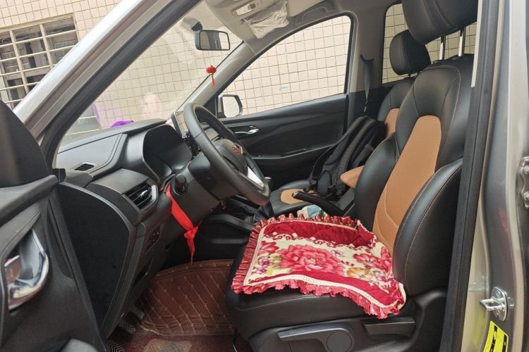 Used Wuling Hongguang S3 2019 1.5L Manual Comfort Model China VI Standard Left Front Seat