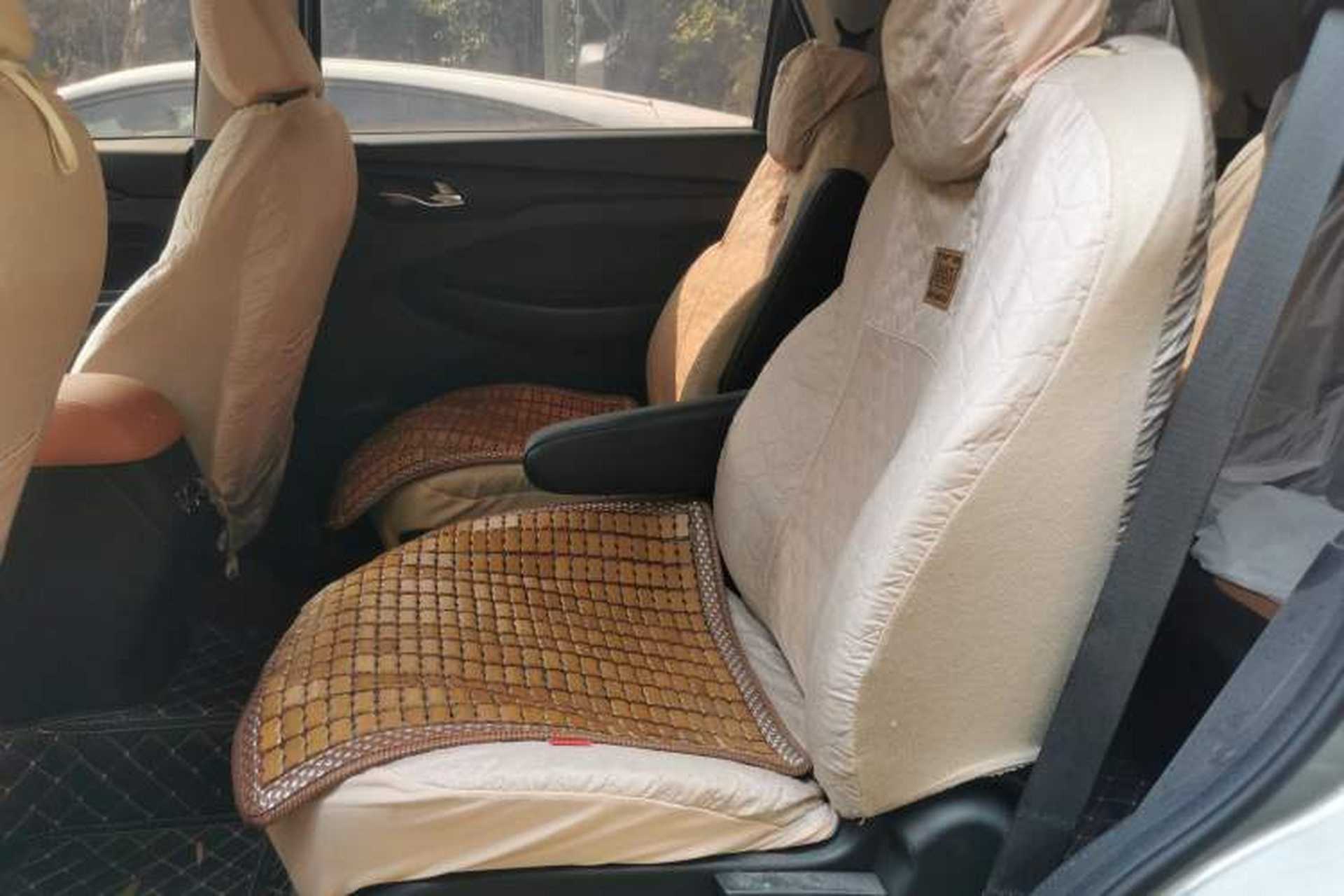 Used Wuling Hongguang S3 2019 1.5L Manual Comfort Model China VI Standard Left Rear Seat