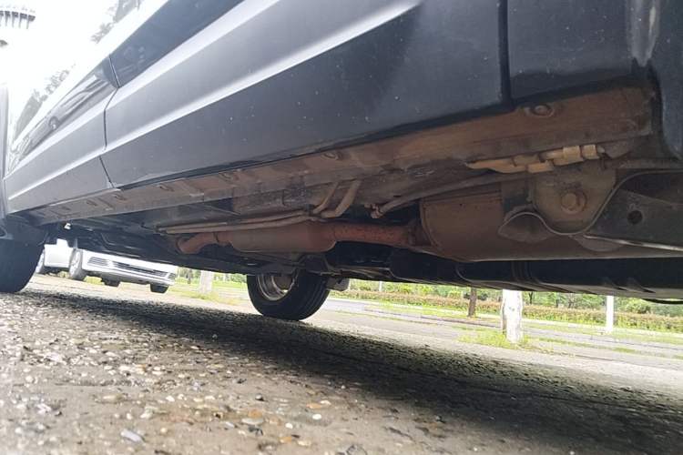 Used Wuling Hongguang S3 2019 1.5L Manual Comfort Model China VI Standard Left Side Sill