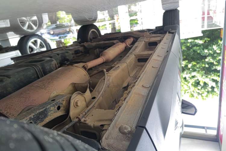 Used Wuling Hongguang S3 2019 1.5L Manual Standard Version China VI Standard Left Side Sill