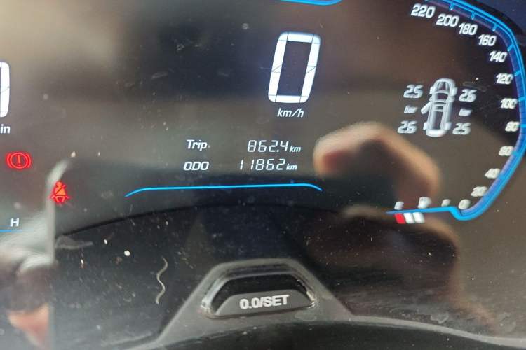 Used Wuling Hongguang S3 2019 1.5L Manual Comfort Model China VI Standard Odometer Close Up