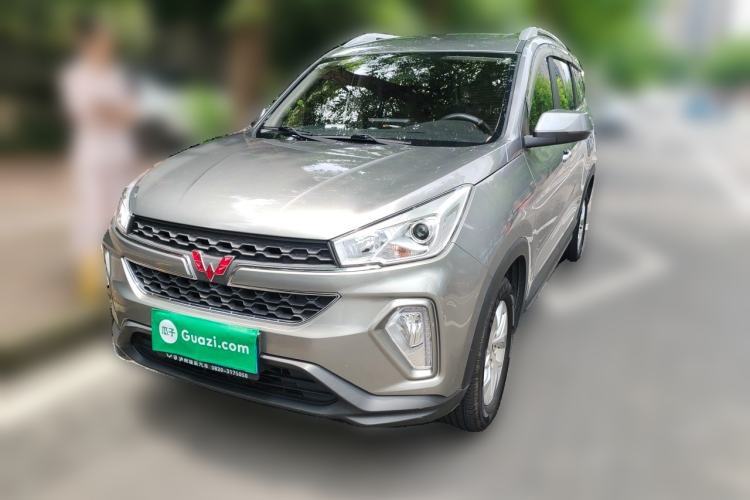 Used Wuling Hongguang S3 2019 1.5L Manual Luxury Model China VI Standard Guazi used car, China used car export, Used car for sale, Used  cars, Cheapest cars for sale