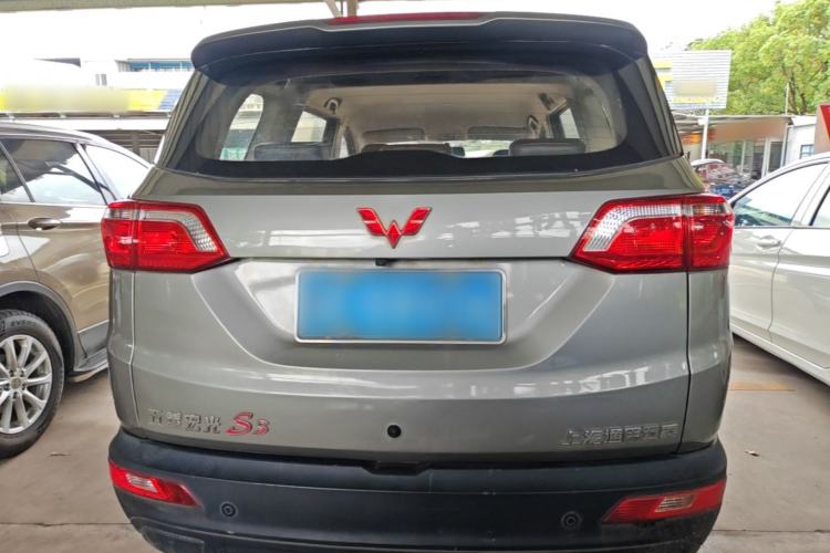 Used Wuling Hongguang S3 2019 1.5L Manual Comfort Model China VI Standard Rear