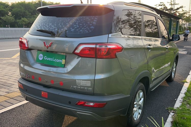 Used Wuling Hongguang S3 2019 1.5L Manual Luxury Model China VI Standard Rear Right 45 Deg