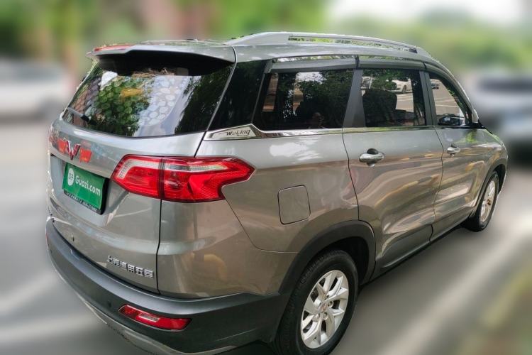 Used Wuling Hongguang S3 2019 1.5L Manual Luxury Model China VI Standard Rear Right 45 Deg