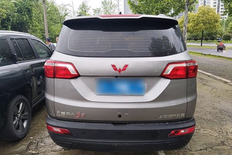 Used Wuling Hongguang S3 2019 1.5L Manual Comfort Model China VI Standard Rear