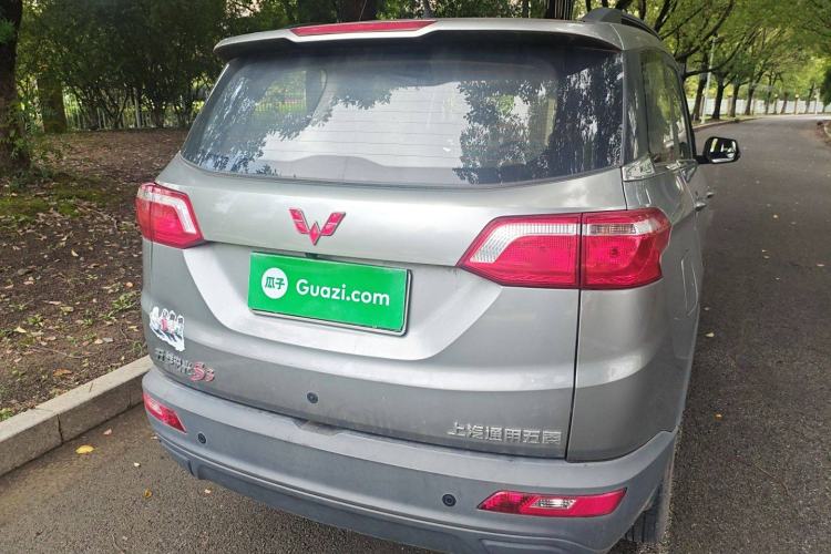 Used Wuling Hongguang S3 2019 1.5T Manual Comfort Edition China VI Standard Rear