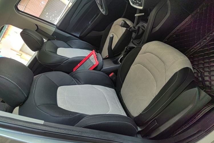 Used Wuling Hongguang S3 2019 1.5L Manual Standard Version China VI Standard Right Front Seat