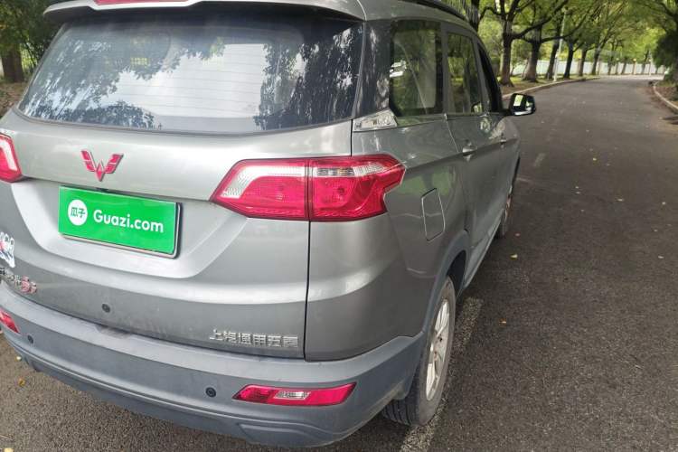 Used Wuling Hongguang S3 2019 1.5T Manual Comfort Edition China VI Standard Right Rear Taillight