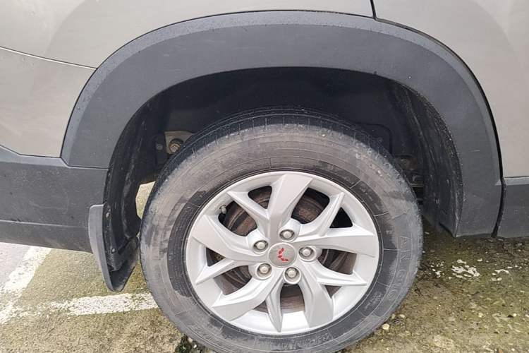 Used Wuling Hongguang S3 2019 1.5L Manual Comfort Model China VI Standard Right Rear Wheel Hub