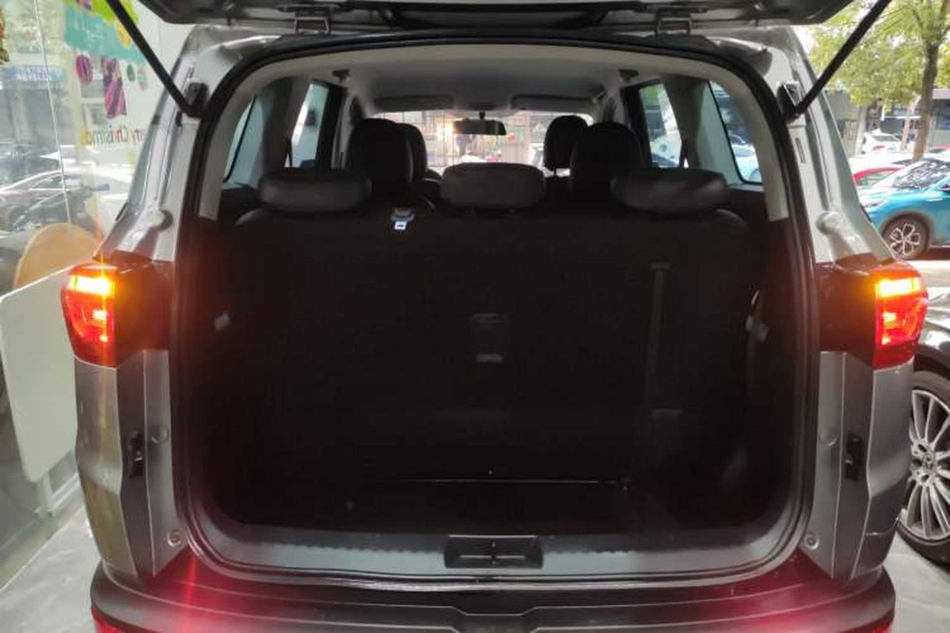 Used Wuling Hongguang S3 2019 1.5L Manual Standard Version China VI Standard Trunk