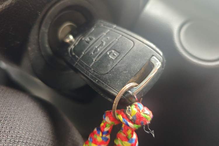 Used Wuling Hongguang S3 2019 1.5L Manual Standard Version China VI Standard Vehicle Key