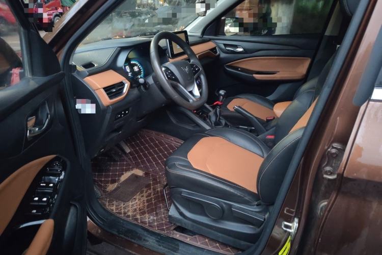 Used Wuling Hongguang S3 2019 1.5L Manual Luxury Model China VI Standard Driver Seat