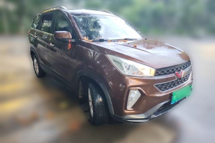 Used Wuling Hongguang S3 2019 1.5L Manual Luxury Model China VI Standard Front Right 45 Deg