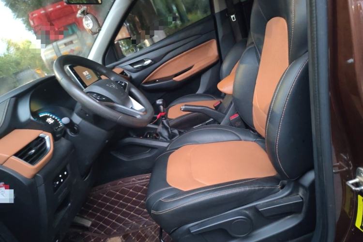 Used Wuling Hongguang S3 2019 1.5L Manual Luxury Model China VI Standard Left Front Seat