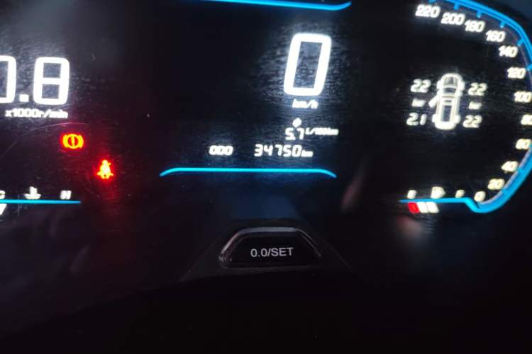 Used Wuling Hongguang S3 2019 1.5L Manual Luxury Model China VI Standard Odometer Close Up