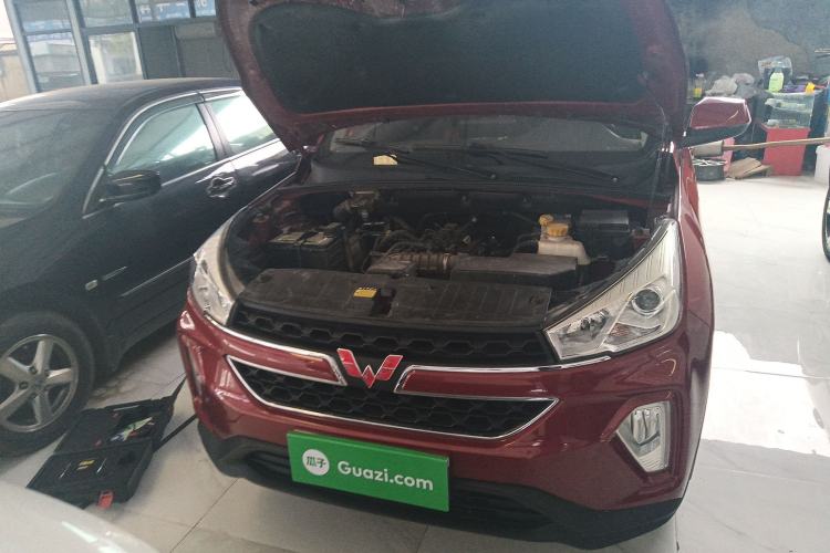 Used Wuling Hongguang S3 2019 1.5L Manual Comfort Model China VI Standard Engine Bay