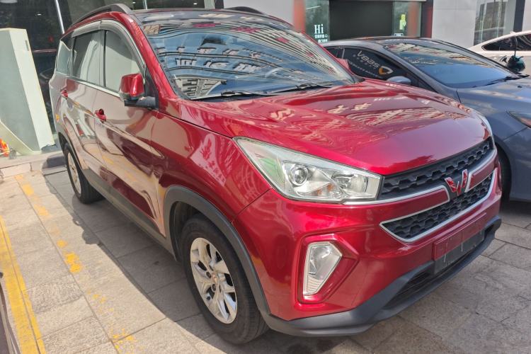 Used Wuling Hongguang S3 2019 Automatic Clutch Version 1.5L Manual Comfort Model China V Standard Front Right 45 Deg