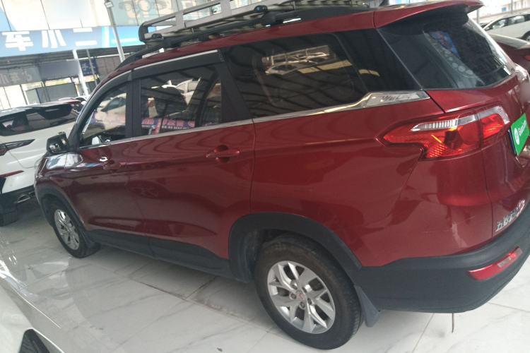 Used Wuling Hongguang S3 2019 1.5L Manual Comfort Model China VI Standard Left Side