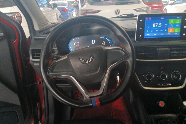 Used Wuling Hongguang S3 2019 1.5L Manual Comfort Model China VI Standard Steering Wheel