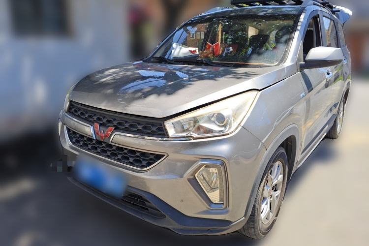 Used Wuling Hongguang S3 2019 1.5T Manual Luxury Model China VI Standard Guazi used car, China used car export, Used car for sale, Used  cars, Cheapest cars for sale