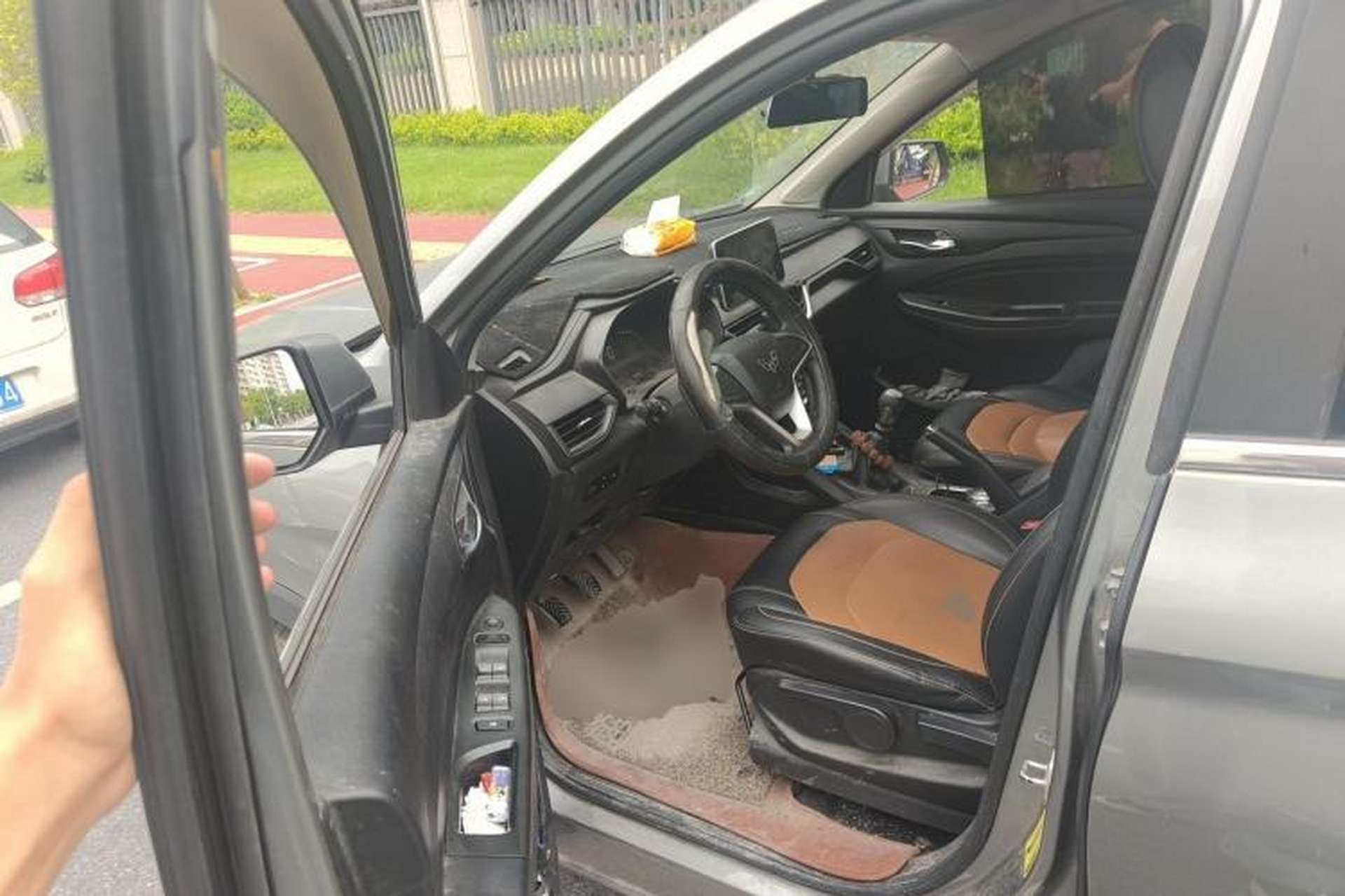 Used Wuling Hongguang S3 2019 1.5L Manual Comfort Model China VI Standard Driver Seat