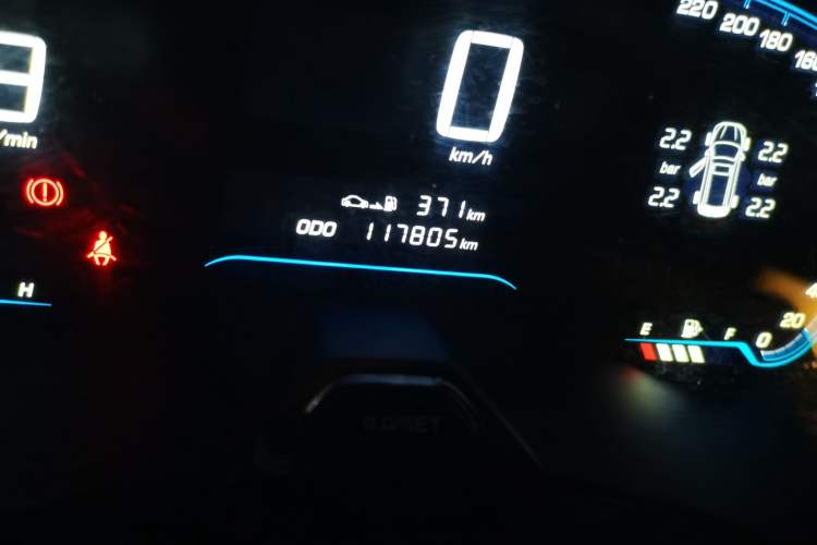 Used Wuling Hongguang S3 2019 1.5T Manual Comfort Edition China VI Standard Odometer Close Up