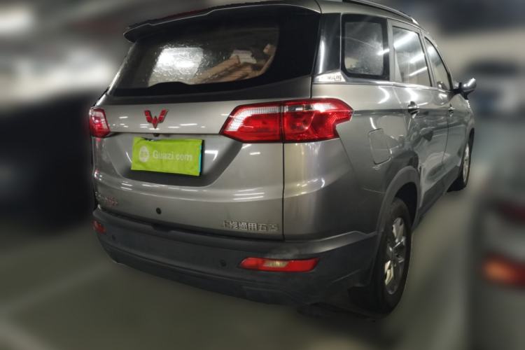 Used Wuling Hongguang S3 2019 1.5T Manual Comfort Edition China VI Standard Rear Right 45 Deg