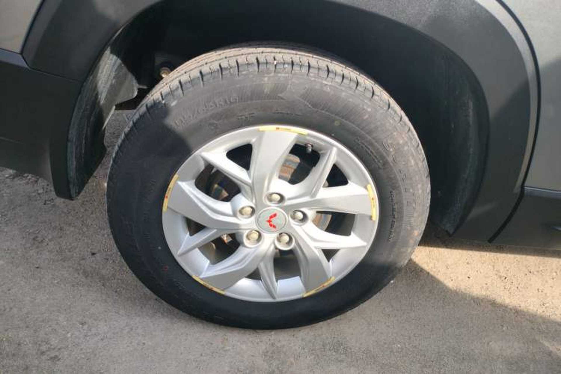Used Wuling Hongguang S3 2019 1.5L Manual Comfort Model China VI Standard Right Rear Wheel Hub