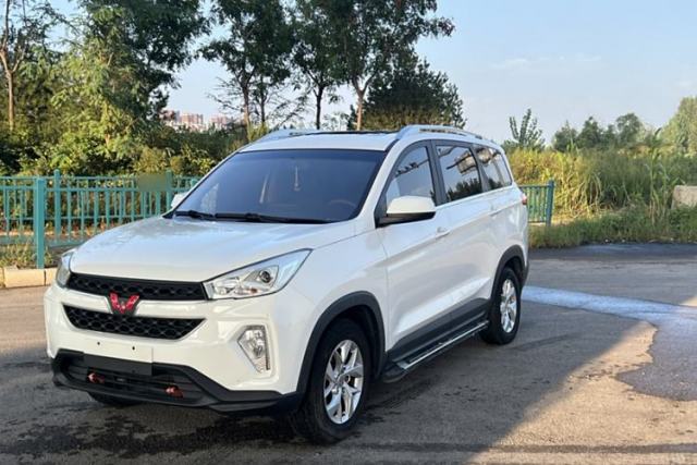 Used Wuling Hongguang S3 2019 Automatic Clutch Version 1.5L Manual Luxury Model China V Standard