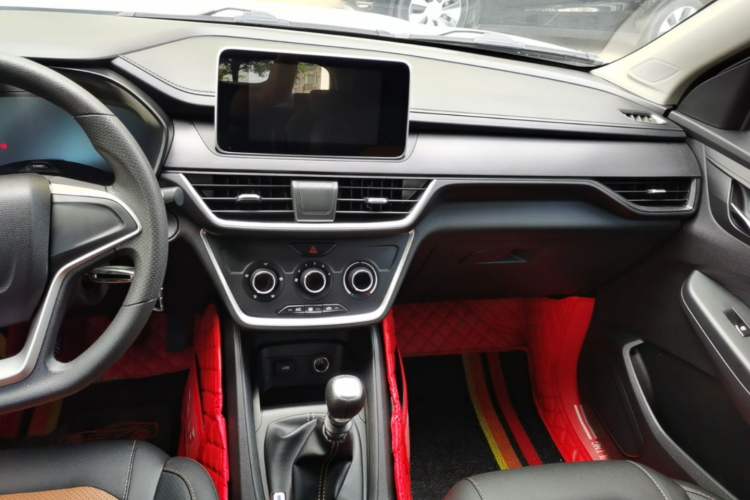 Used Wuling Hongguang S3 2019 1.5L Manual Comfort Model China VI Standard Audio And AC Panel