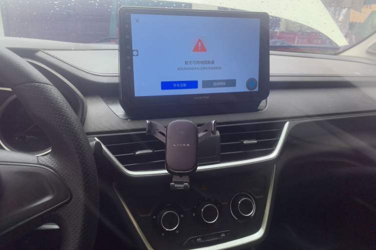 Used Wuling Hongguang S3 2019 1.5L Manual Standard Version China VI Standard Audio And AC Panel