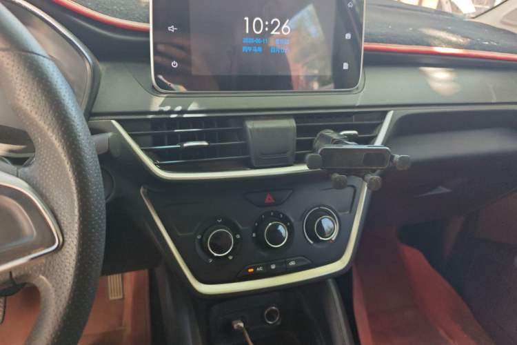 Used Wuling Hongguang S3 2019 1.5L Manual Comfort Model China VI Standard Audio And AC Panel