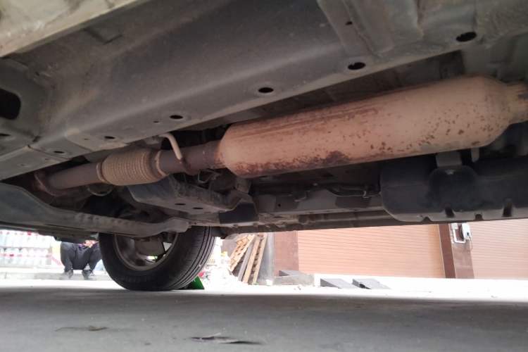 Used Wuling Hongguang S3 2019 1.5L Manual Standard Version China VI Standard Chassis Front Left