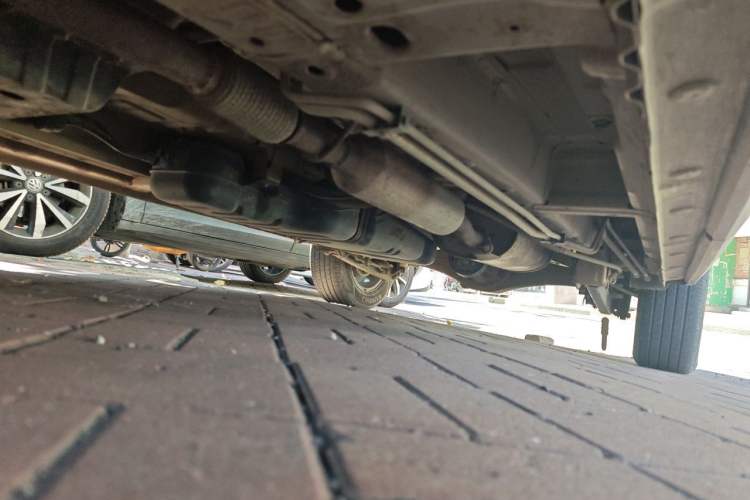 Used Wuling Hongguang S3 2019 1.5L Manual Comfort Model China VI Standard Chassis Front Left