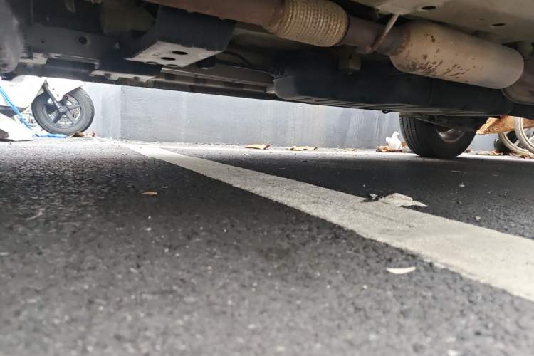 Used Wuling Hongguang S3 2019 1.5L Manual Standard Version China VI Standard Chassis Front Left