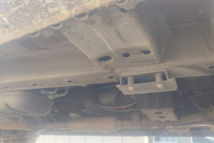 Used Wuling Hongguang S3 2019 1.5L Manual Standard Version China VI Standard Chassis Front Right