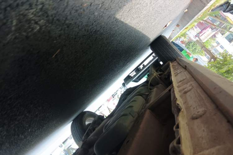 Used Wuling Hongguang S3 2019 1.5L Manual Standard Version China VI Standard Chassis Front Right