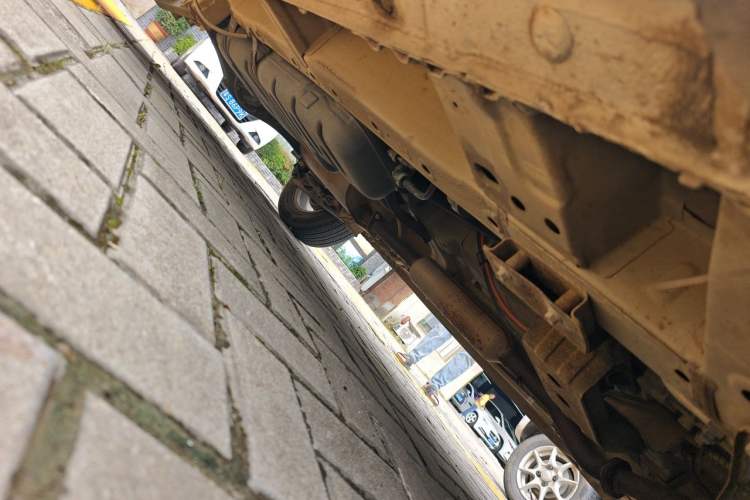 Used Wuling Hongguang S3 2019 1.5L Manual Comfort Model China VI Standard Chassis Front Right