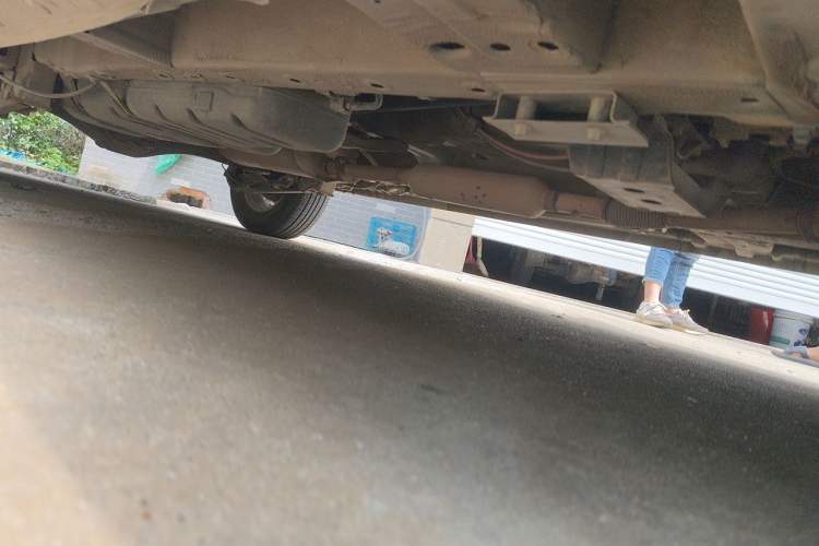 Used Wuling Hongguang S3 2019 1.5L Manual Comfort Model China VI Standard Chassis Front Right