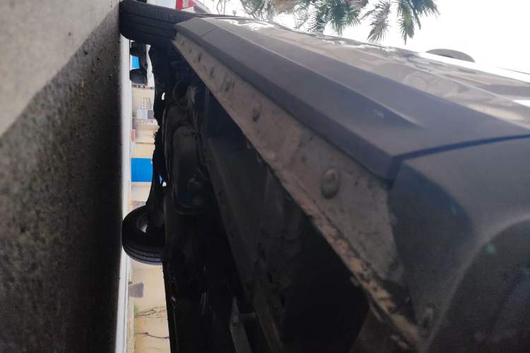 Used Wuling Hongguang S3 2019 Automatic Clutch Version 1.5L Manual Luxury Model China V Standard Chassis Front Right