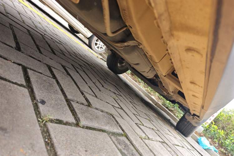 Used Wuling Hongguang S3 2019 1.5L Manual Comfort Model China VI Standard Chassis Rear Right