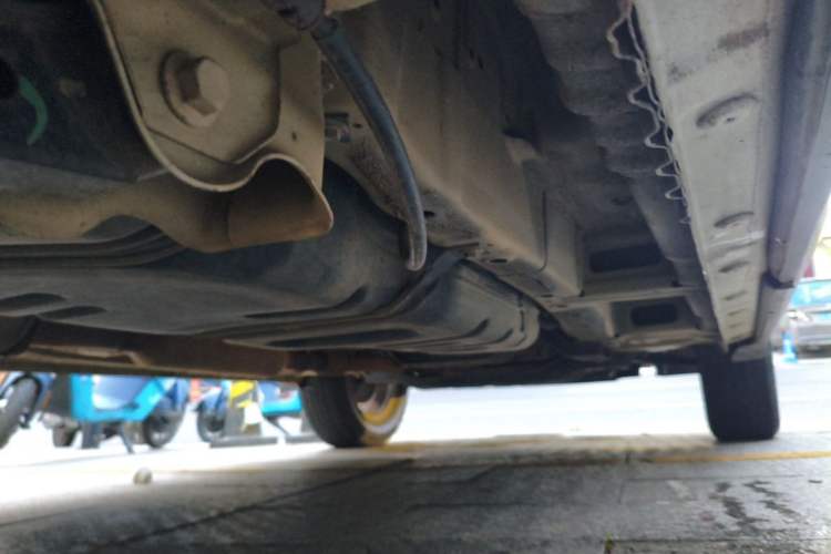 Used Wuling Hongguang S3 2019 1.5L Manual Comfort Model China VI Standard Chassis Rear Right