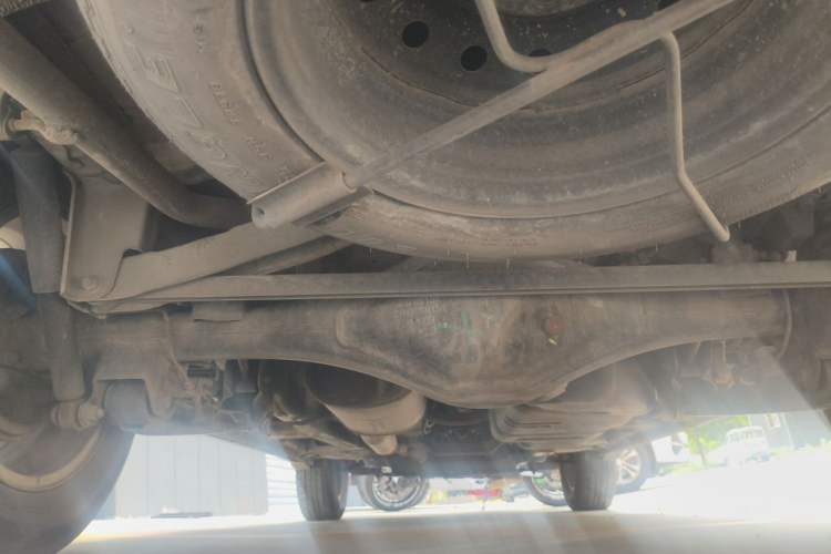Used Wuling Hongguang S3 2019 1.5L Manual Standard Version China VI Standard Chassis Rear