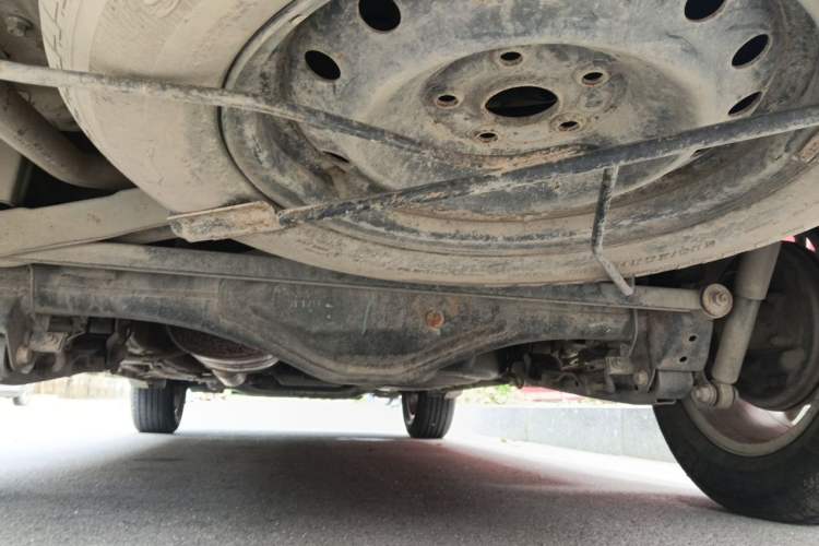 Used Wuling Hongguang S3 2019 1.5L Manual Comfort Model China VI Standard Chassis Rear