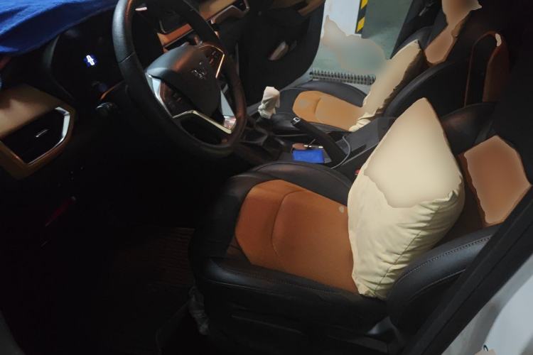 Used Wuling Hongguang S3 2019 1.5L Manual Luxury Model China VI Standard Driver Seat