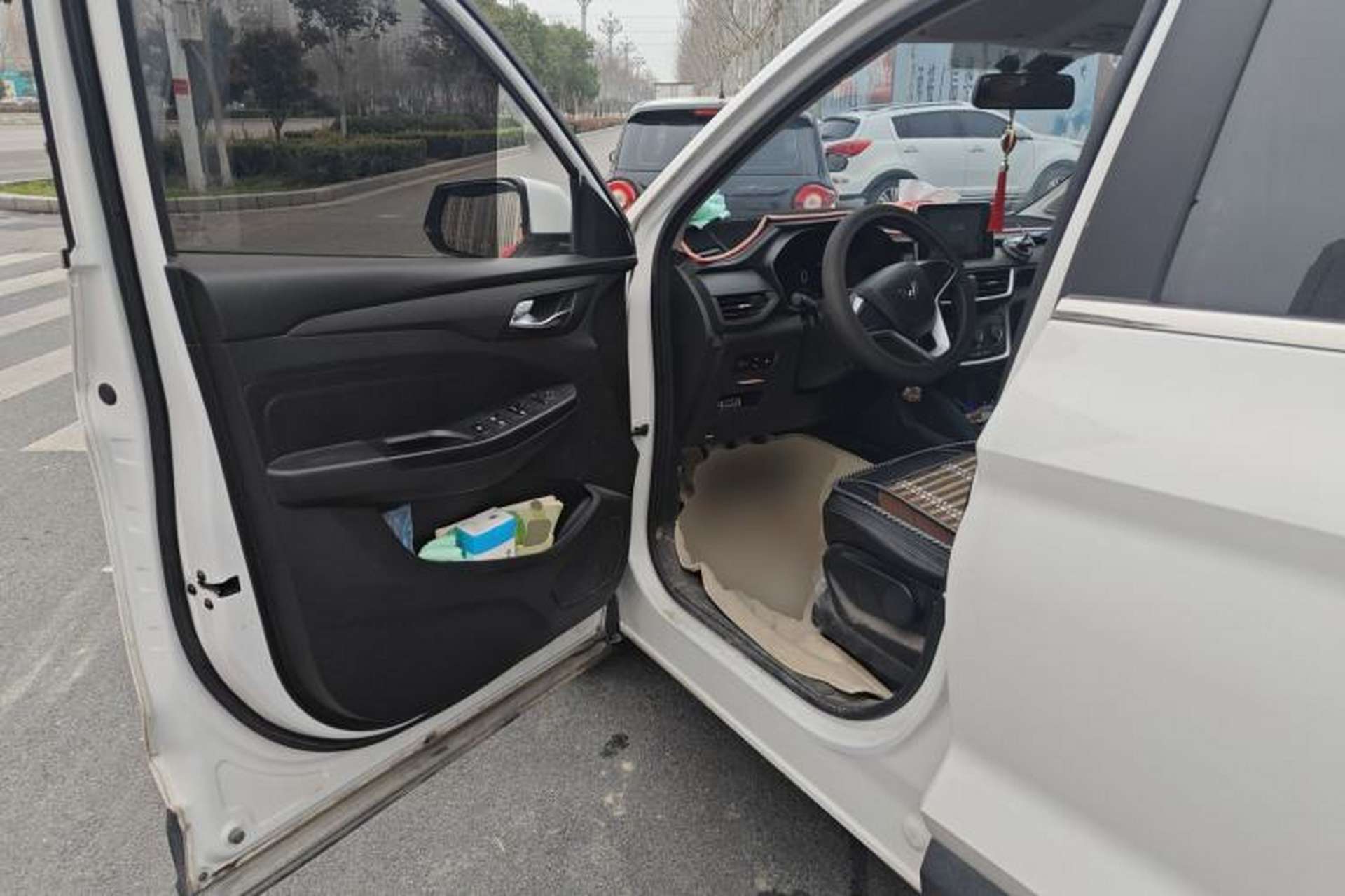 Used Wuling Hongguang S3 2019 1.5L Manual Comfort Model China VI Standard Driver Seat