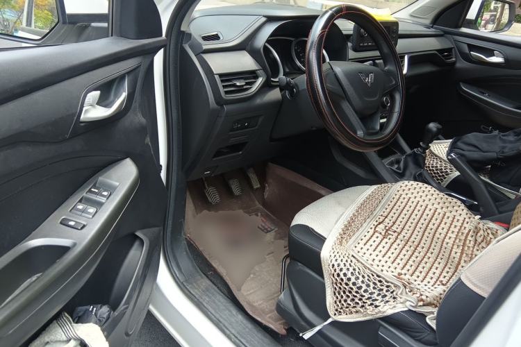 Used Wuling Hongguang S3 2019 1.5L Manual Standard Version China VI Standard Driver Seat