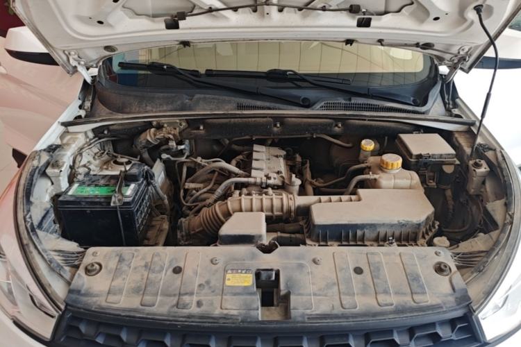 Used Wuling Hongguang S3 2019 1.5L Manual Standard Version China VI Standard Engine Bay