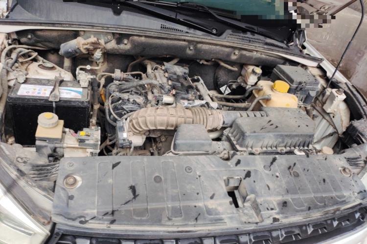 Used Wuling Hongguang S3 2019 Automatic Clutch Version 1.5L Manual Comfort Model China V Standard Engine Bay